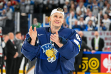 Uvodna tekma moškega hokejskega turnirja: Slovaška – Finska