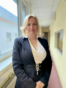 Urška Kežmah: Sodna reforma ne sme ustaviti dela na sodiščih