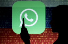 Rusija blokirala aplikacijo WhatsApp. Kremelj ljudi poziva k uporabi ruske aplikacije Max.