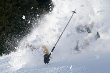 Fahrerflucht: 64-Jährige bei Skikollision in Osttirol schwer verletzt