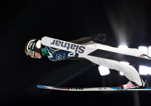 Nika Prevc težko čakala veliko skakalnico, na prvem preizkusu pa bila preveč neučakana