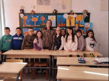 Tajna uspeha omiljene učiteljice! Čak pet Elzinih učenica su najbolje iz matematike: Ovo je ključno u radu s decom