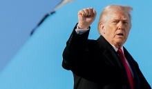 Menjava vodstva v Iranu bi bila po Trumpovi oceni 