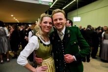 Bauernbundball 2026: Bei den Promis schmust man nur „fix zam“