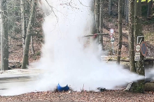 Explosiv: Hier wird das Schnitzel nicht geklopft, sondern zart gesprengt