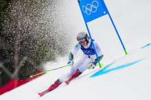 Olympische Spiele: Braathen fährt der Konkurrenz im Riesentorlauf davon