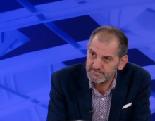 BEŽE OD OBJAVLJIVANJA LISTE KAO ĐAVO OD KRSTA: Jednim pitanjem profesor Bešić uništio ceo smisao blokaderskog pokreta! (VIDEO)