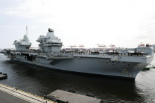 Združeno kraljestvo na Arktiko pošilja letalonosilko