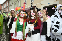 Faschingsumzüge im Lavanttal: Farbenfroh, laut und voller Leben