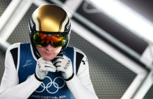 Ob 18.45 boji za medalje na veliki skakalnici