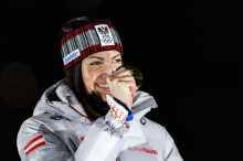 Olympia: Lebenstraum erfüllt: Janine Flock hat endlich „ihr“ Olympia-Gold