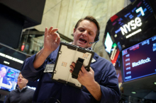 Sveža rast doma in vse bolj divji zahod