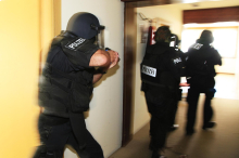 Jugendliche mit Waffe lösen Großeinsatz der Polizei in Spittal aus 