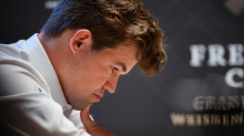 Freestyle Chess: Magnus Carlsen ist erster Weltmeister im Freestyle-Schach