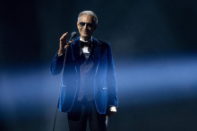 Andrea Bocelli gibt gleich hinter der Kärntner Grenze ein Gratiskonzert