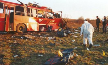 NAPAD U LIVADICAMA NA AUTOBUS NIŠ EKSPRES JEDAN OD NAJMONSTRUOZNIJIH ZLOČINA NAD SRPSKIM NARODOM NA KIM! Srpska lista: Međunarodna zajednica da obnovi istrage