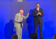 OVO JE NAJRADOSNIJI DOBITNIK SRETENJSKOG ODLIKOVANJA! Doktor Dušan, najstariji aktivni student doktorskih nauka! Odlikovan i rudar i majka petoro dece (FOTO)