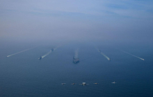 Stopnjevanje ameriškega pritiska: letalonosilka Abraham Lincoln v Perzijskem zalivu