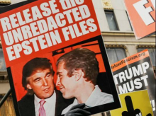 Hillary Clinton pred pričanjem Trumpovo administracijo obtožuje prikrivanja Epsteinovih dosjejev