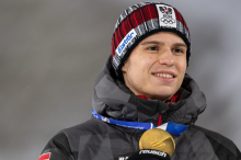 Nach Olympia-Gold : Stephan Embacher: „Am Mittwoch geht‘s wieder in die Schule!“ 