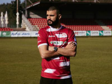 Aluminij se je okrepil še z Grkom