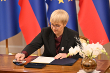 Pirc Musar ne bo imenovala veleposlaniške kandidatke, ki 