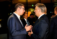 Plenković miril Vučića, da vojaško sodelovanje s Tirano in Prištino ni usmerjeno proti Srbiji