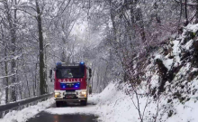Na Štajerskem in Koroškem izpadi elektrike, na območju Maribora težave pri oskrbi z vodo