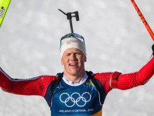 Dale norveškim biatloncem priboril tretje zlato, Jakov Fak na koncu 16.