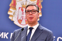 NOVI NAPAD BLOKADERA NA PORODICU PREDSEDNIKA VUČIĆA! Sramno i skandalozno - ne prezaju ni od čega: Pokušavaju da ga dovedu u vezu sa Epstajnom DA LI JE MOGUĆE?