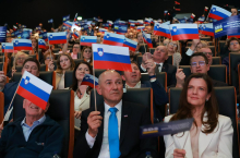 SDS na konvenciji v Ljubljani predstavlja program in kandidate