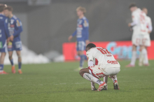Nach 0:1 in Hartberg: GAK-Spieler von eigenen Fans mit Schneebällen beworfen und ausgepfiffen