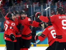 Kanada do rekorda ali ZDA prvič po čudežu na ledu?