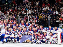 Američani natanko 46 let po čudežu na ledu znova olimpijski prvaki!