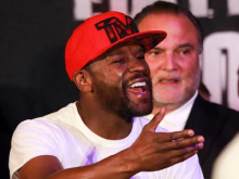 Boksarska poslastica legend: Mayweather in Pacquiao 19. septembra v Las Vegasu