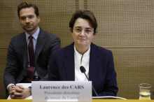 Odstopila je direktorica Louvra Laurence des Cars