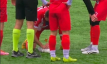 Neviđene scene: Lopta pogodila galeba, igrač ga oživio na terenu