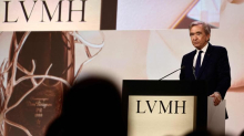 Arnault fa il pieno di azioni Lvmh e supera il 50% del capitale