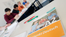 Brief an Dobrindt: Onay kritisiert Sparkurs bei Integration