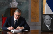 POSLEDNJA POČAST ČOVEKU KOJI JE BIO U POTPUNOSTI POSVEĆEN OTADŽBINI: Vučić na komemoraciji Vladislavu Jovanoviću održao govor i ukazao na njegove proročke reči