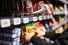 2000 Euro monatliches Lehrlingsgehalt: Diese Handelskette legt was drauf