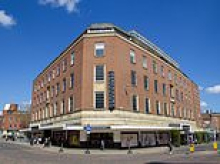 Latest Green Party farce: Controversial plans to demolish 'landmark' building passed after two councillors leave meeting early