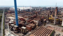 Ex Ilva, il tribunale ordina stop dell’attività dell’area a caldo: “Rischi per la salute a Taranto”