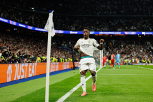 Vinicius glänzte nach dem Rassismus-Eklat, Fan zeigte Hitlergruß 