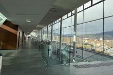 71.000 Euro Schaden: 37-Jährige täuschte auf Willhaben Kaufinteresse vor, um Schmuck zu stehlen