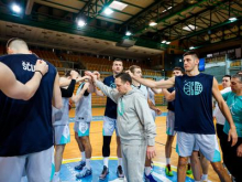 Prepeliča pričakujejo tik pred tekmo, nekaj težav za Stergarja in Kunca