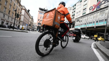 Assunzioni e salario fisso. Così Just Eat volta pagina sui rider