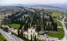 Del koprskega pokopališča razglasili za kulturni spomenik lokalnega pomena