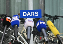 Dars od petih članov prejšnje uprave zahteva 2,3 milijona evrov odškodnine