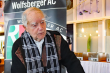 WAC-Urgestein: Mit 93 ist er der wohl älteste aktive Fan der „Wölfe“ 